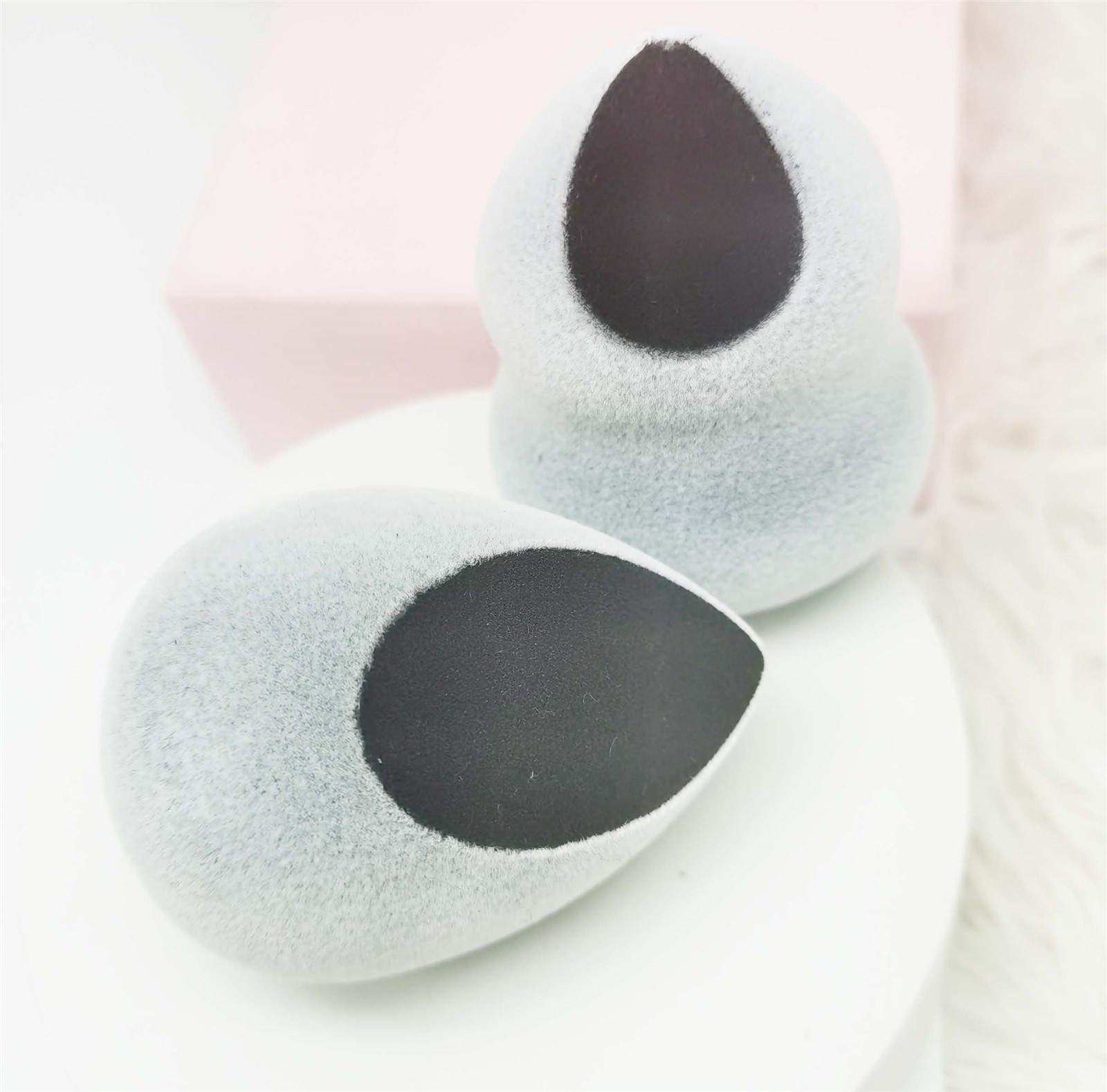 1221black beveled velvet makeup sponge (11).jpg